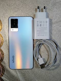 Vivo v21 8 -128 Good Condition