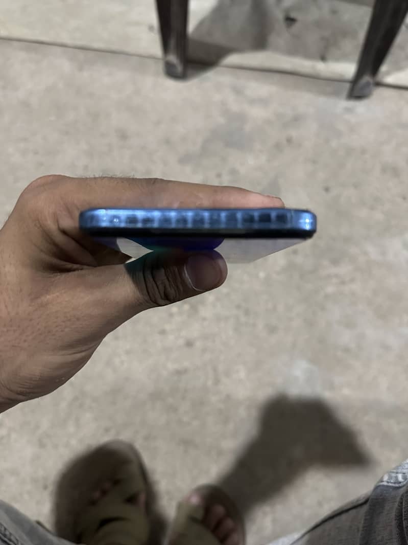 Tecno spark 10c with box charger 4