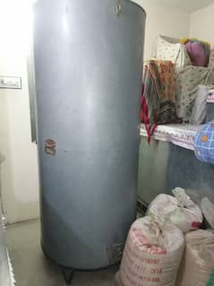 Parolla wheat storage container parola