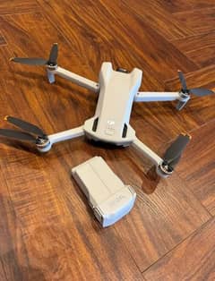 DJ I drone mini 4 pro camera all accessory ke sath