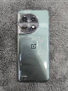 OnePlus 11