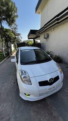 Vitz 2006/ 20012 import