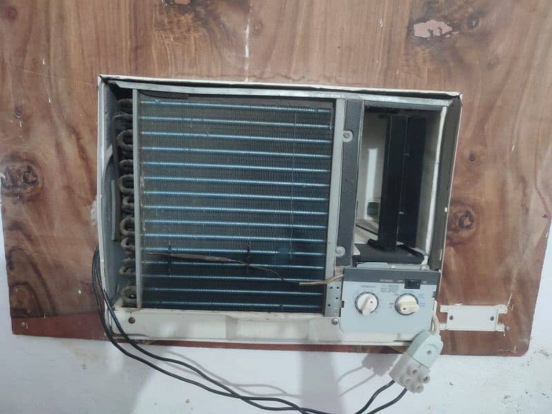 0.75 Ton Window AC For Sale 2