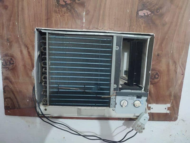 0.75 Ton Window AC For Sale 3