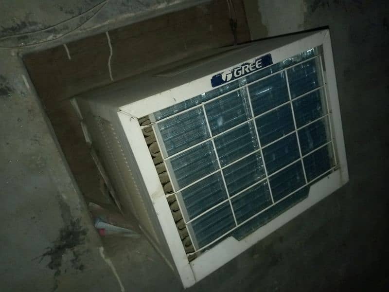 0.75 Ton Window AC For Sale 5