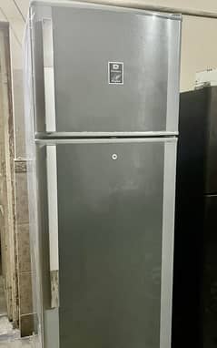 Dawlance refrigerator Full size