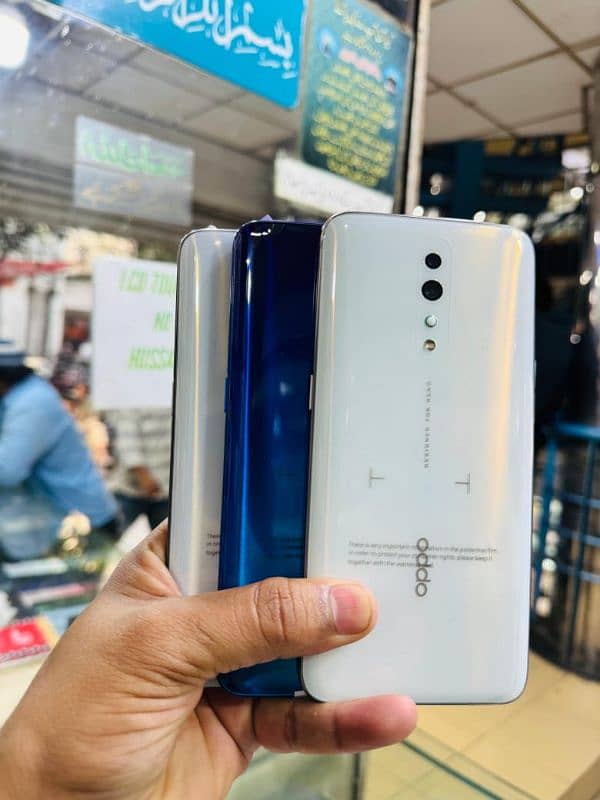vivo s1 8/256 10/10 box with charger and more different models 10