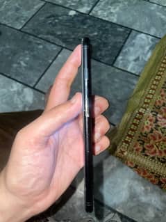 Non pta  iPhone 7plus 128 gb . betery 100 folt and finger flat