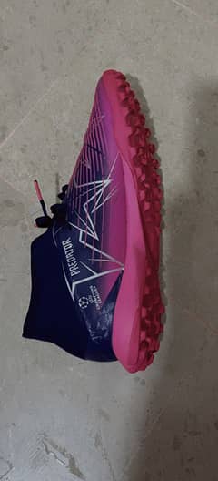 Adidas predator