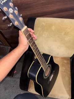Guitar jambo size