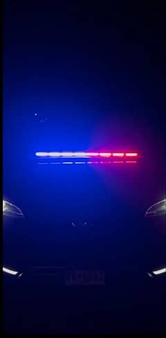 POLICE LIGHT 8 BAR 10/10 SLIGHTLY USED FOR SALE IN KARACHI