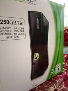 Xbox 360 Slim