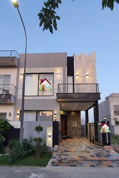 100% Original Pictures Top Location 5 Marla House Available For Sale DHA 9-TOWN
