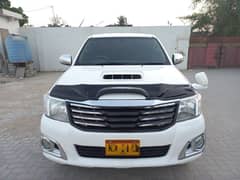 Toyota Hilux 2013