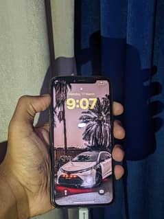 iPhone 11 pro 256 factory unlocked