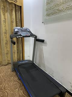 Treadmill In GooD Condition Harizon