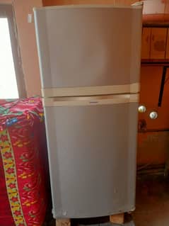 Dawlance Medium Size Fridge 38000