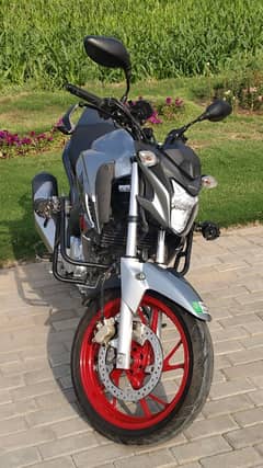 Honda CB 250 F (Twister)
