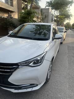 Changan alsvin lumiere
