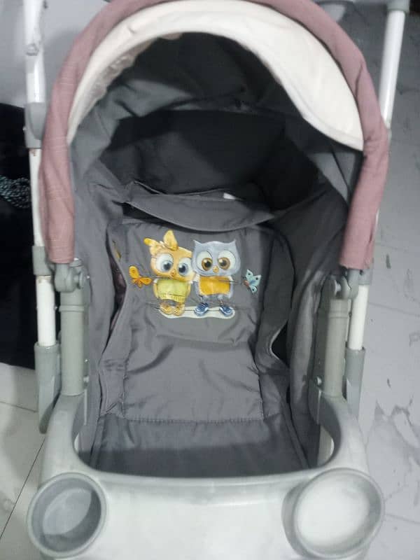 Branded pram stroller 4