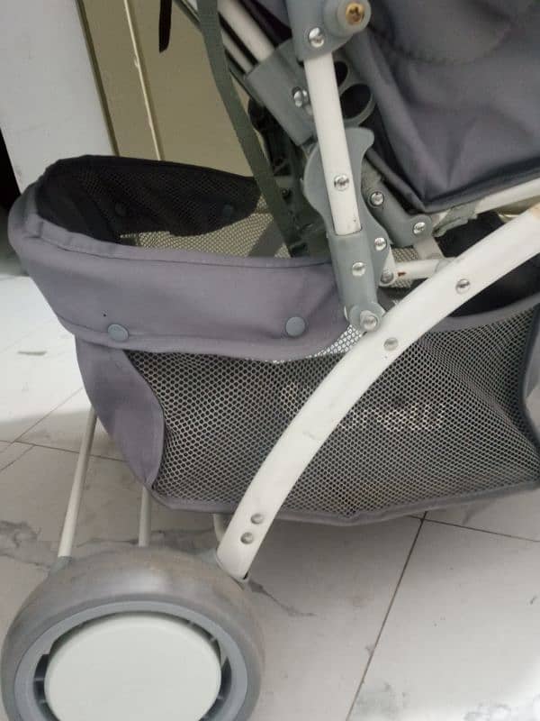 Branded pram stroller 5