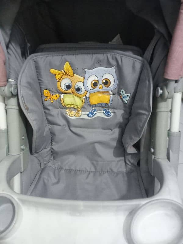Branded pram stroller 10