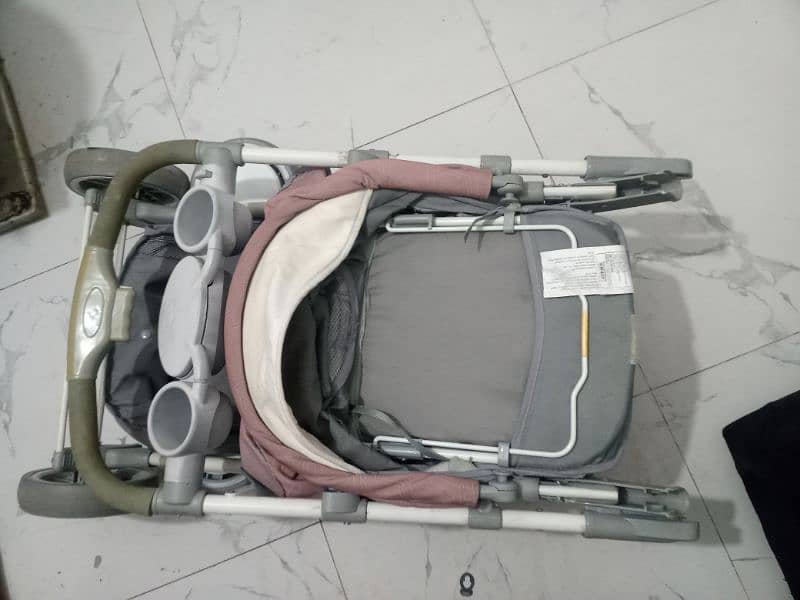 Branded pram stroller 13