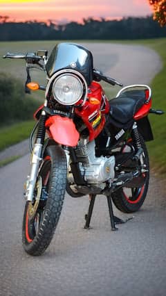 YAMAHA YBR G