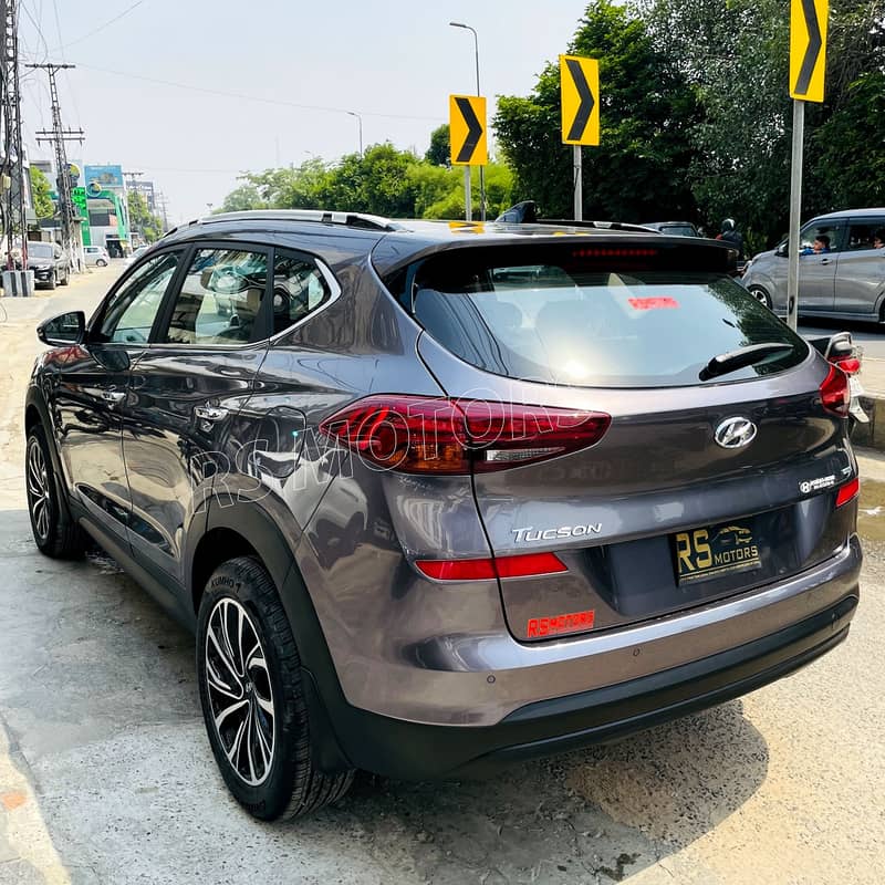 Hyundai Tucson AWD 2025 1