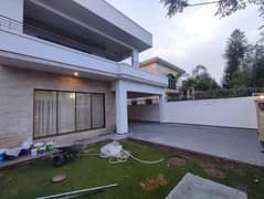 Tipple Storey 500 Square Yards House Available In F-7 For rent