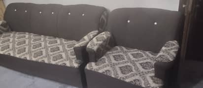 5 Seater Neat & Clean Sofa for sale  @ Ghauri Town Phace 5B, Islamaba