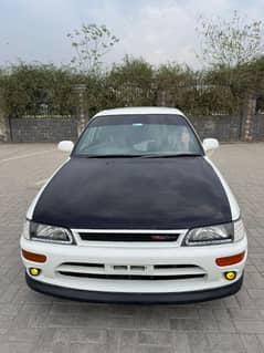 Toyota Corolla XE 2001