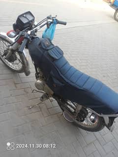 125