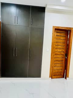 Boys Hostel Available For Job person/Students