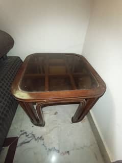 2 side tables ha uper glass h baqi wood b best quality ki