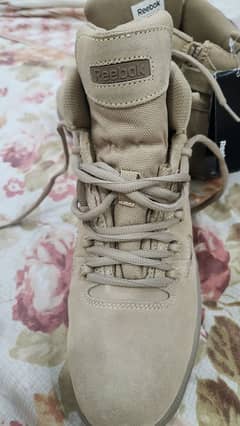 Reebok Safety shoes US 9 size US military shoes fix price