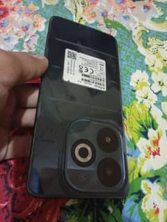 Infinix Smart 8 pro 128Gb 6Ram