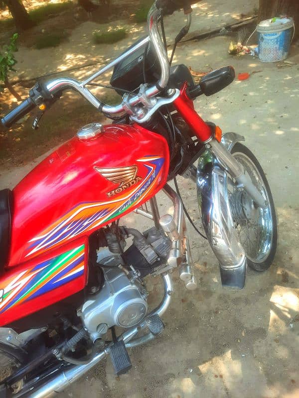2020- CD 70 Honda 1