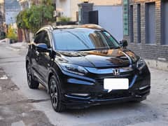 Black & Black Honda vezel