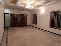 E 11 1 kanal fully separate portion 3 bed bath drawing tv lounge kitchen study room