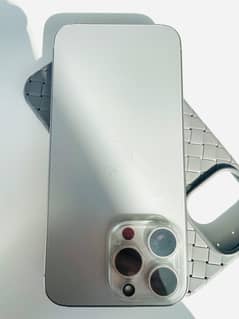 iPhone 15 Pro Max JV