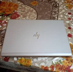 Hp elitebook 840 G5. buisness laptop with privacy screen