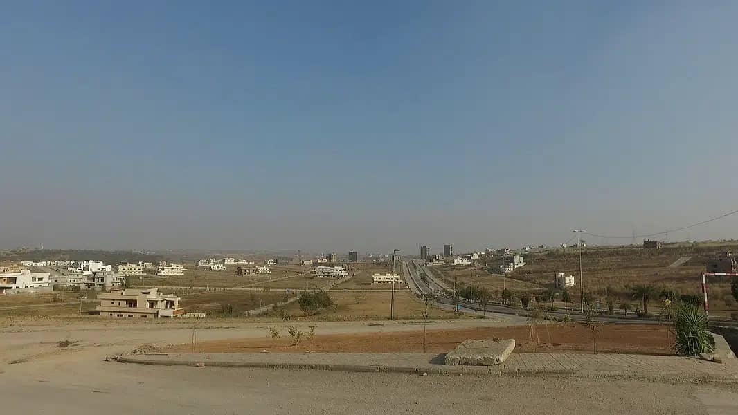 WoW OFFER!!! BUDGETED PLOT, ON TOP HEIGHT With COMMANDING VIEWS 5