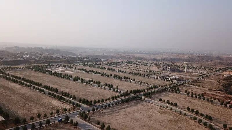 WoW OFFER!!! BUDGETED PLOT, ON TOP HEIGHT With COMMANDING VIEWS 10