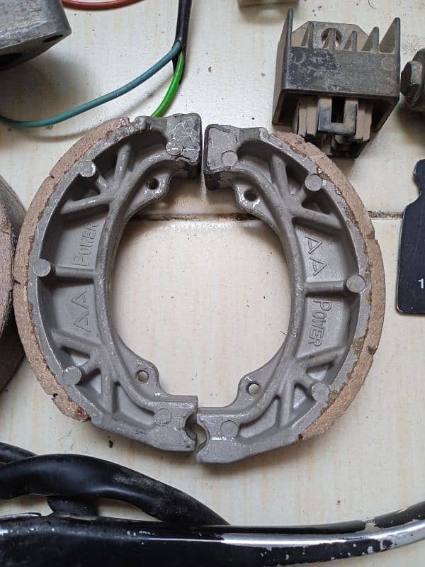 125 And 70 Bike Parts Genuine Parts 4