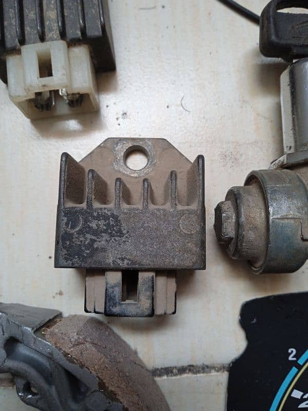 125 And 70 Bike Parts Genuine Parts 5
