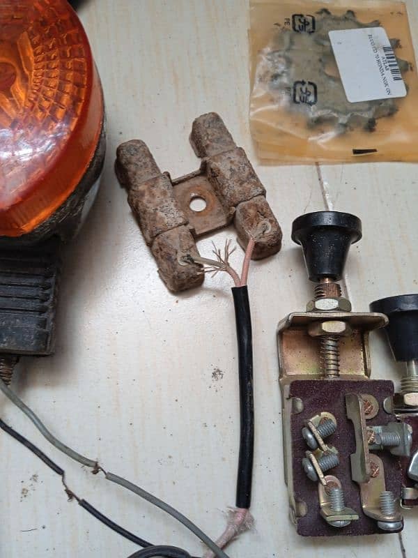 125 And 70 Bike Parts Genuine Parts 11