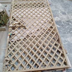 Gate