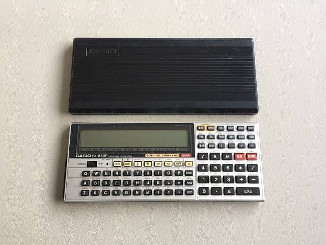 Casio. (Fx 880. P Programmer) Calculater 1