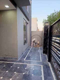 Central Block House For Rent